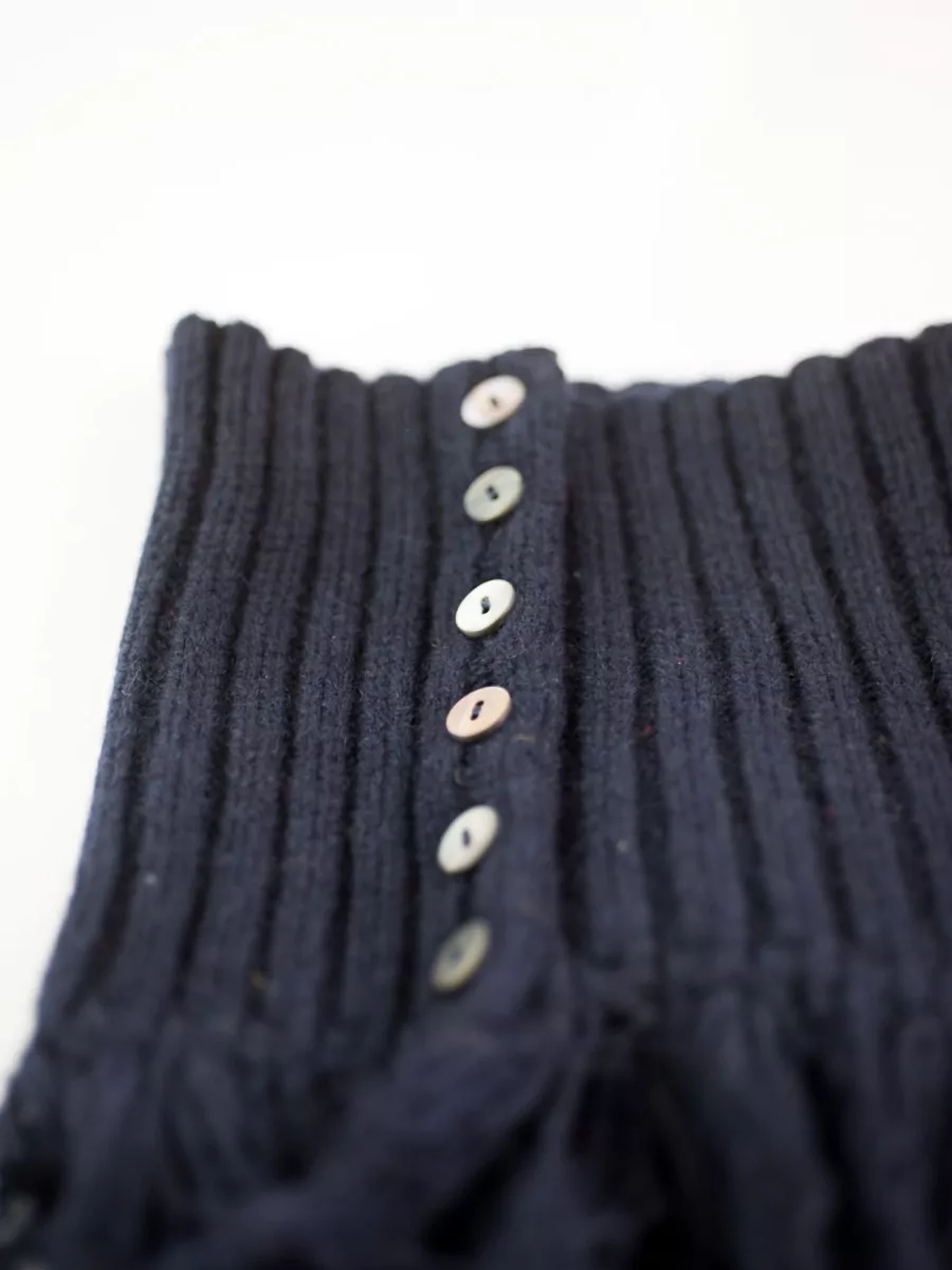La Rose Crochet Fringed Neckwarmer
