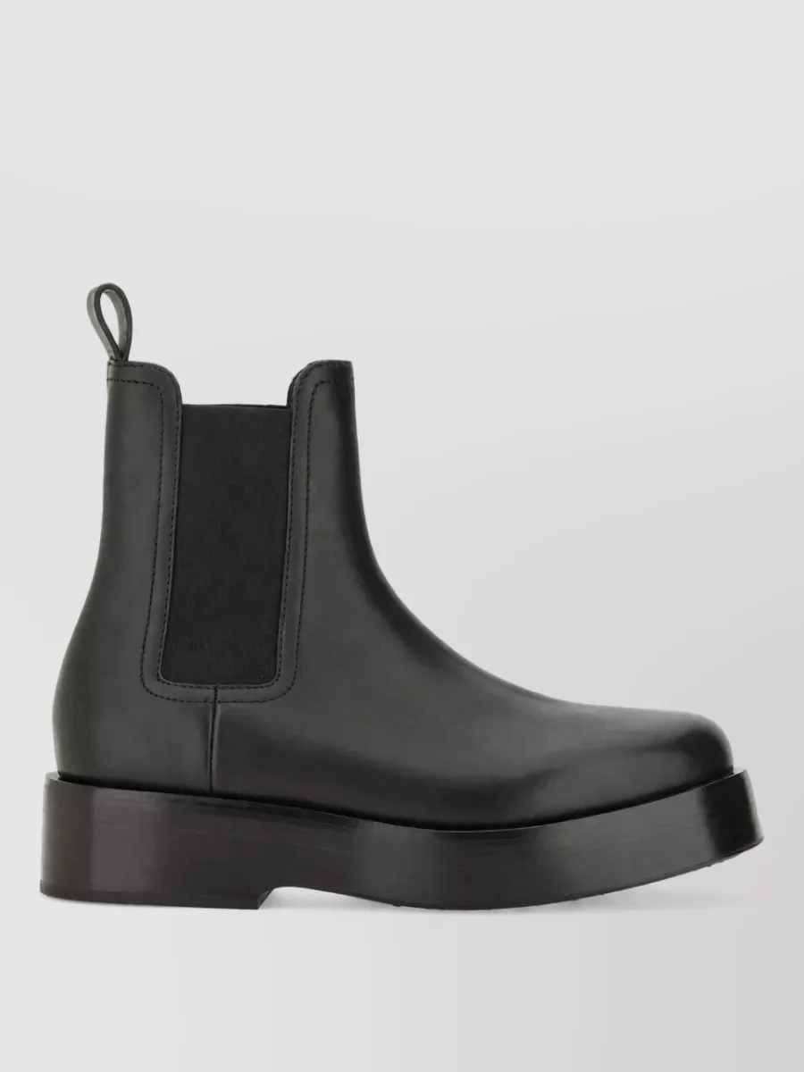 Bottega Veneta Leather Chelsea Boots