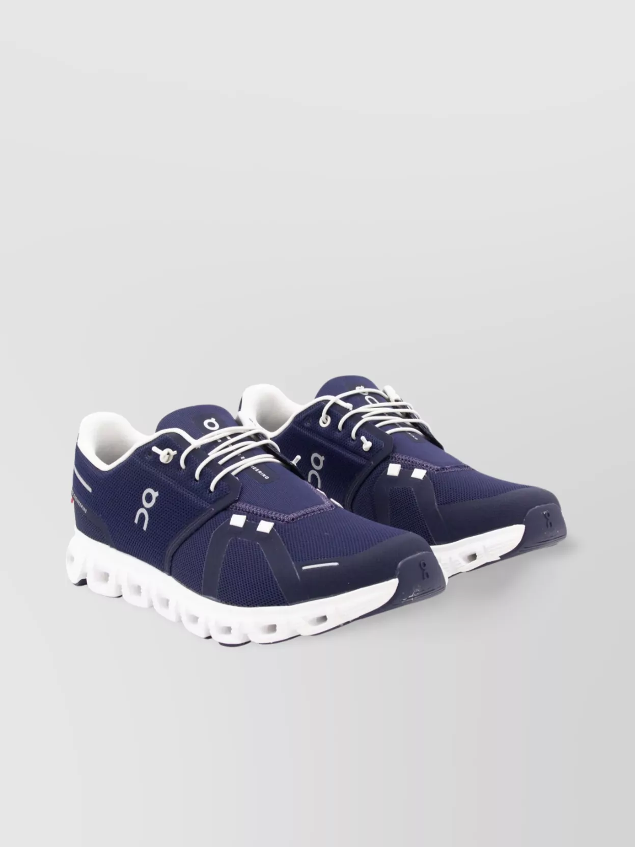 On Low Top Sneakers With Mesh Upper And Rubber Outsole