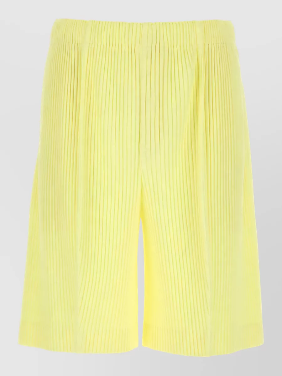 Homme Plisse Issey Miyake Yellow chino shorts