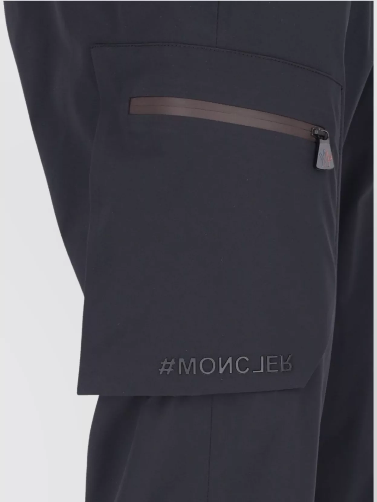 Moncler Multi-pocket Wide Pants In Grey