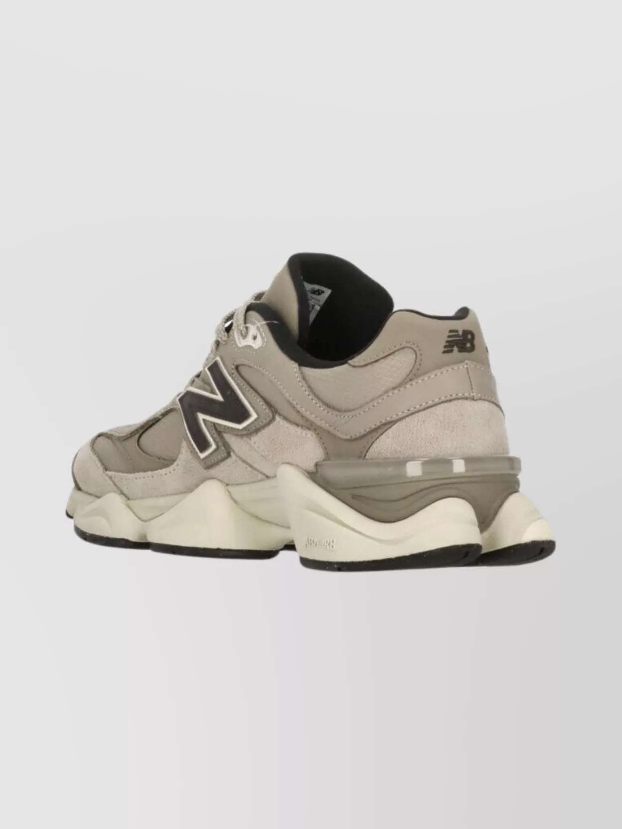 New Balance Unisex Round Toe Sneakers Logo