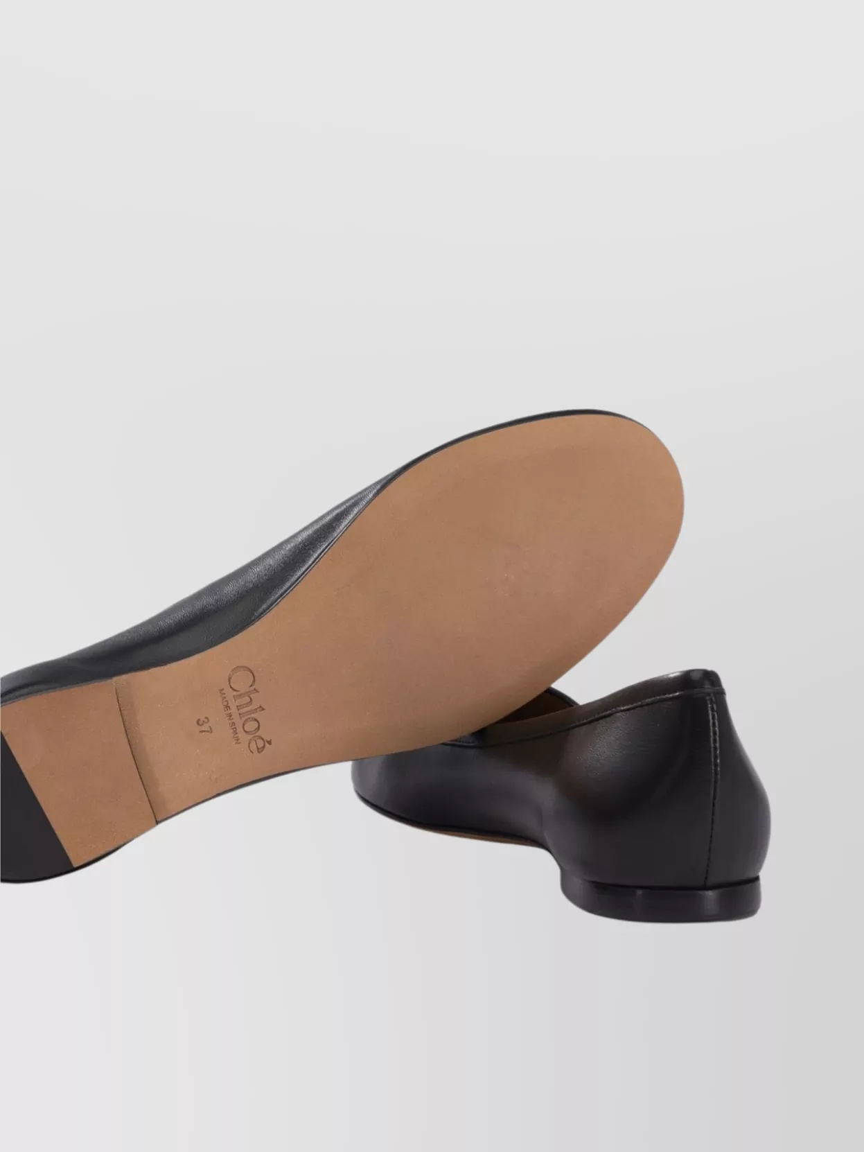 CHLOÉ ROUND TOE LEATHER BALLERINA SHOES