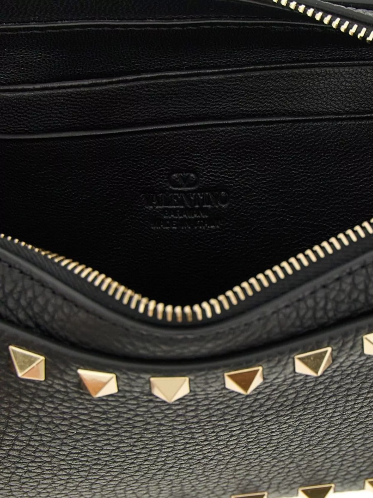 Valentino Garavani Rockstud Textured Leather Clutch Bag