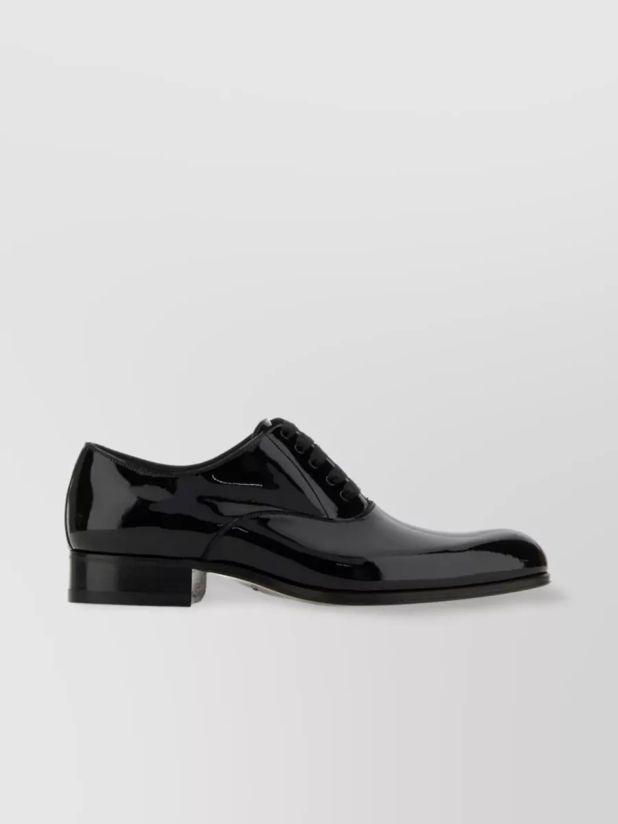 Shop Tom Ford Edgar Lace-up Shoes In Luxurious Leather In Black