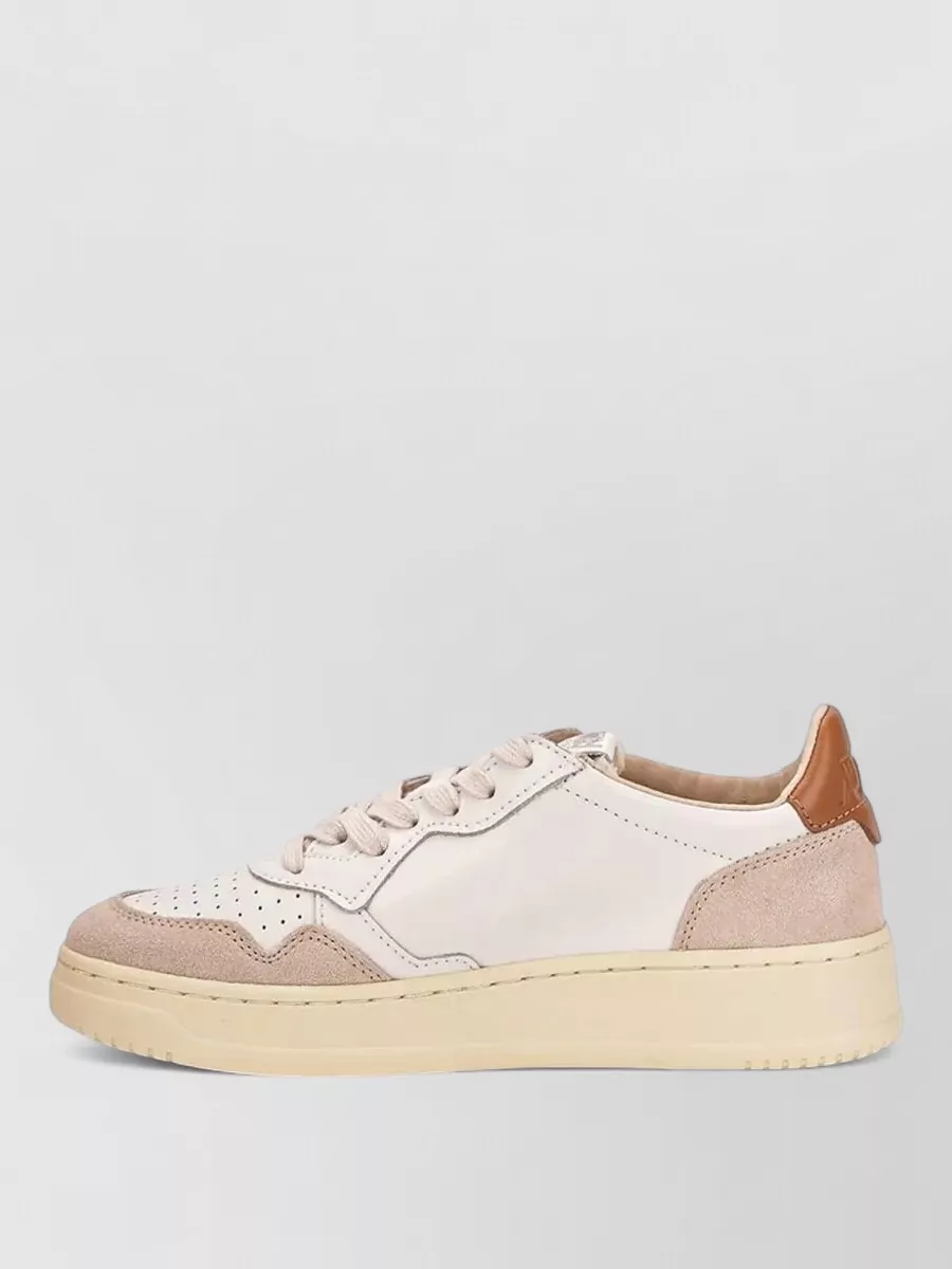 Autry Leather Medalist Low-Top Sneakers