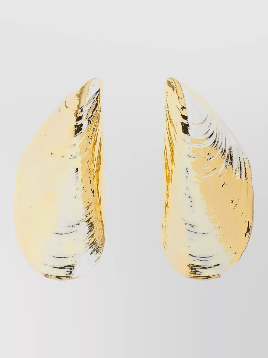 Armarium gold plated shell earrings