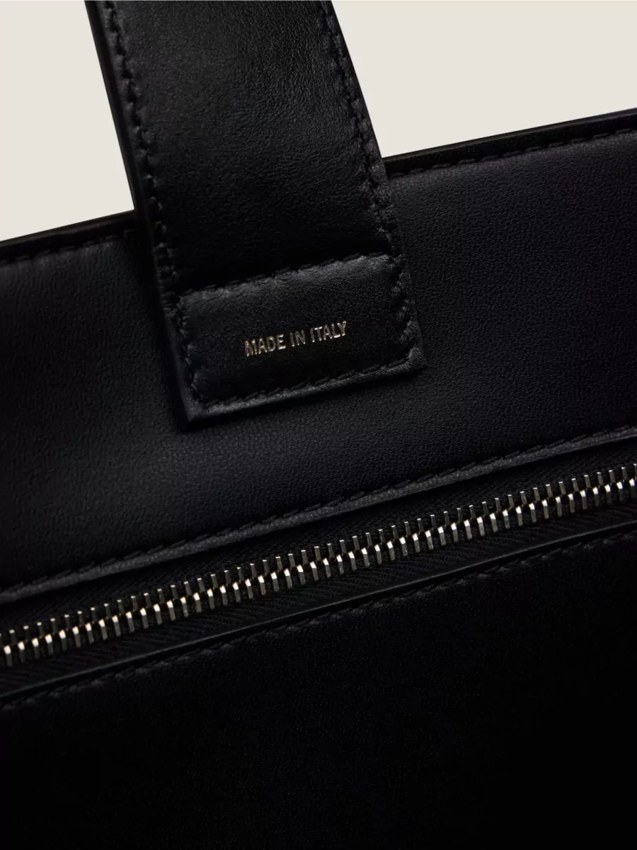 Givenchy Antigona Medium Leather Tote Bag