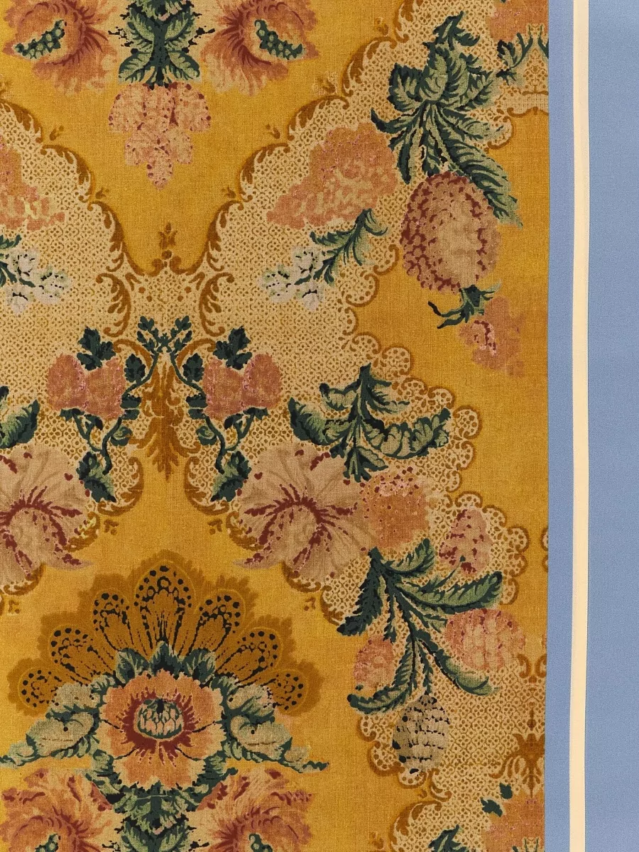 Valentino Garavani Shawls Square Scarf Floral Print Lightweight