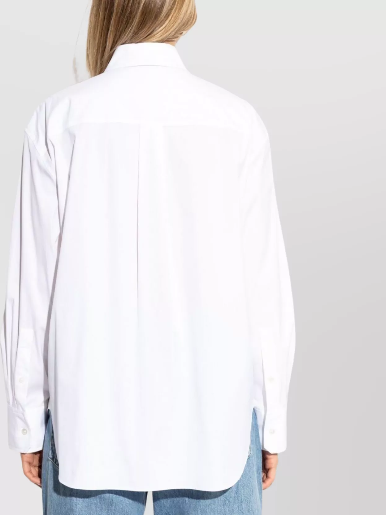 Theory Boyfriend Shirt With Curved Hem And Long Sleeves