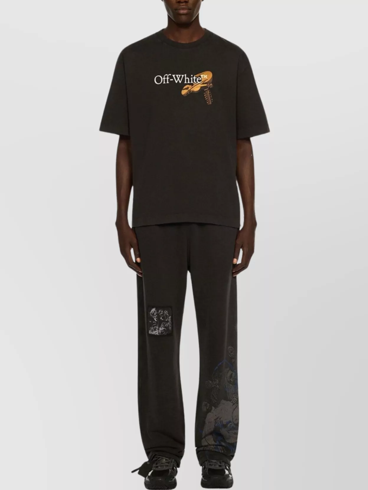 Off-white Cupid Arrow Graphic Short Sleeve T-shirt In Black