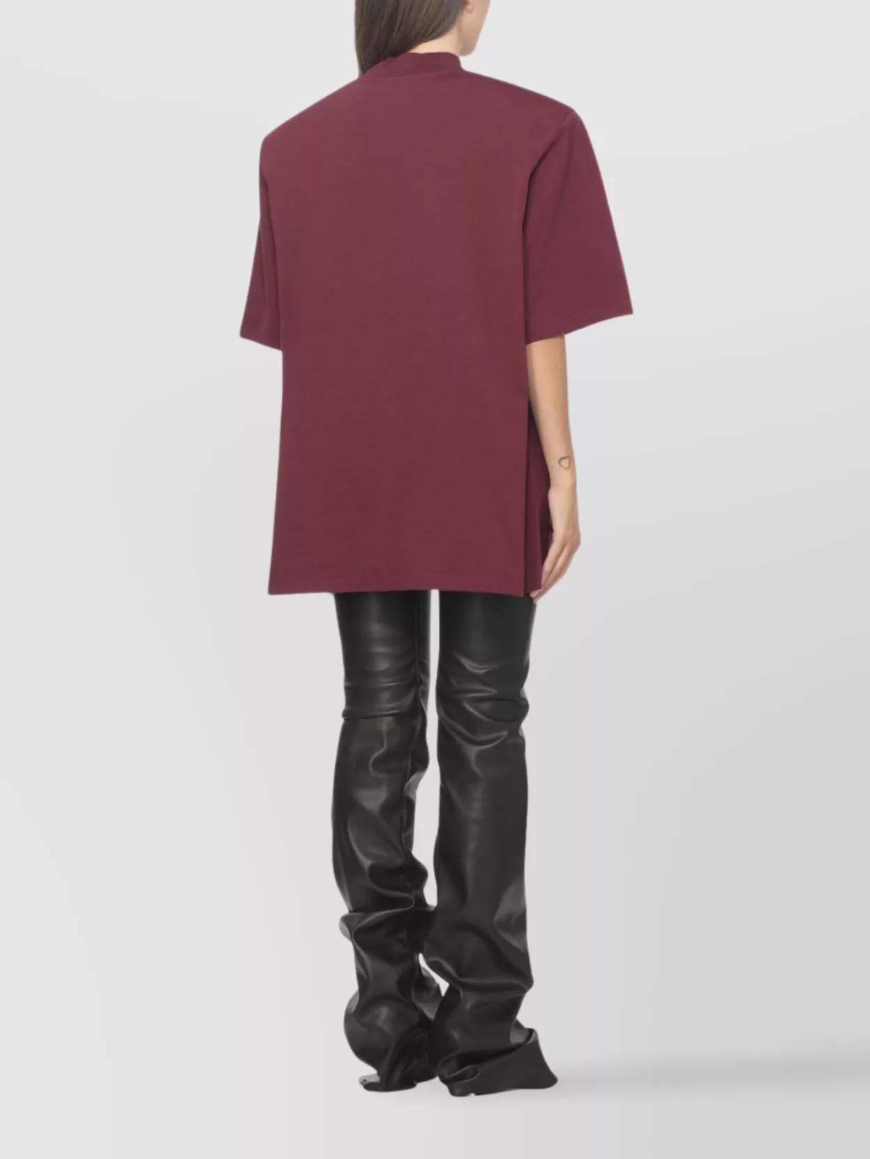Attico Crewneck Mock Neck Logo Embroidered Top In Burgundy