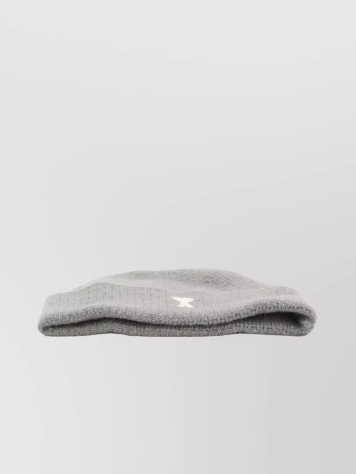 Ami Alexandre Mattiussi Heart Friend Knitted Beanie With Folded Brim In Gray