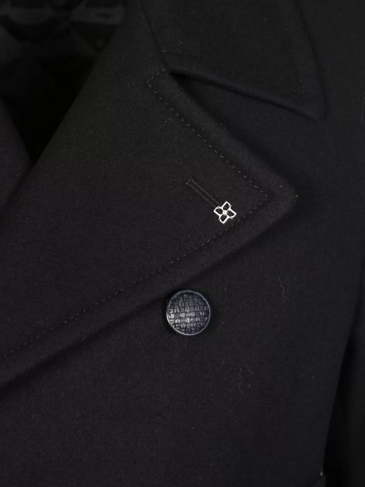 Tagliatore Picot Double-Breasted Jacket Notched Lapels