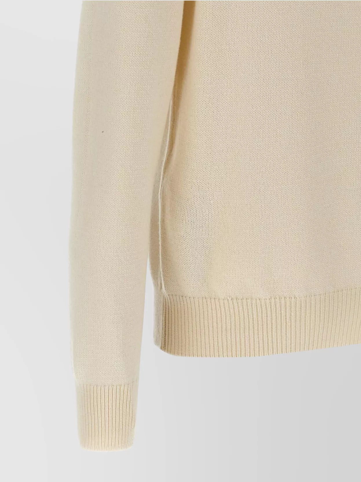 Gucci Logo Crew Neck Sweater With Ribbed Cuffs And Hem