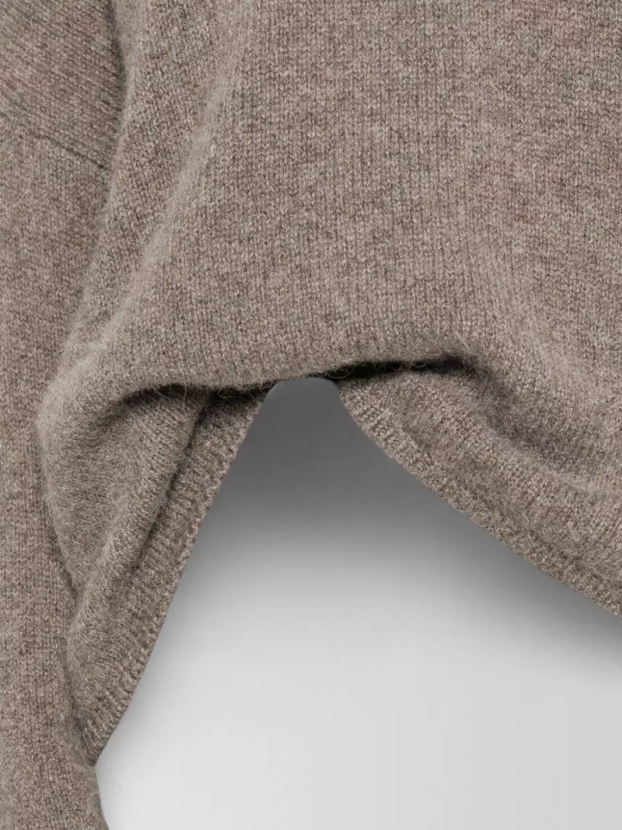 Apuntob Cashmere Crewneck Jumper