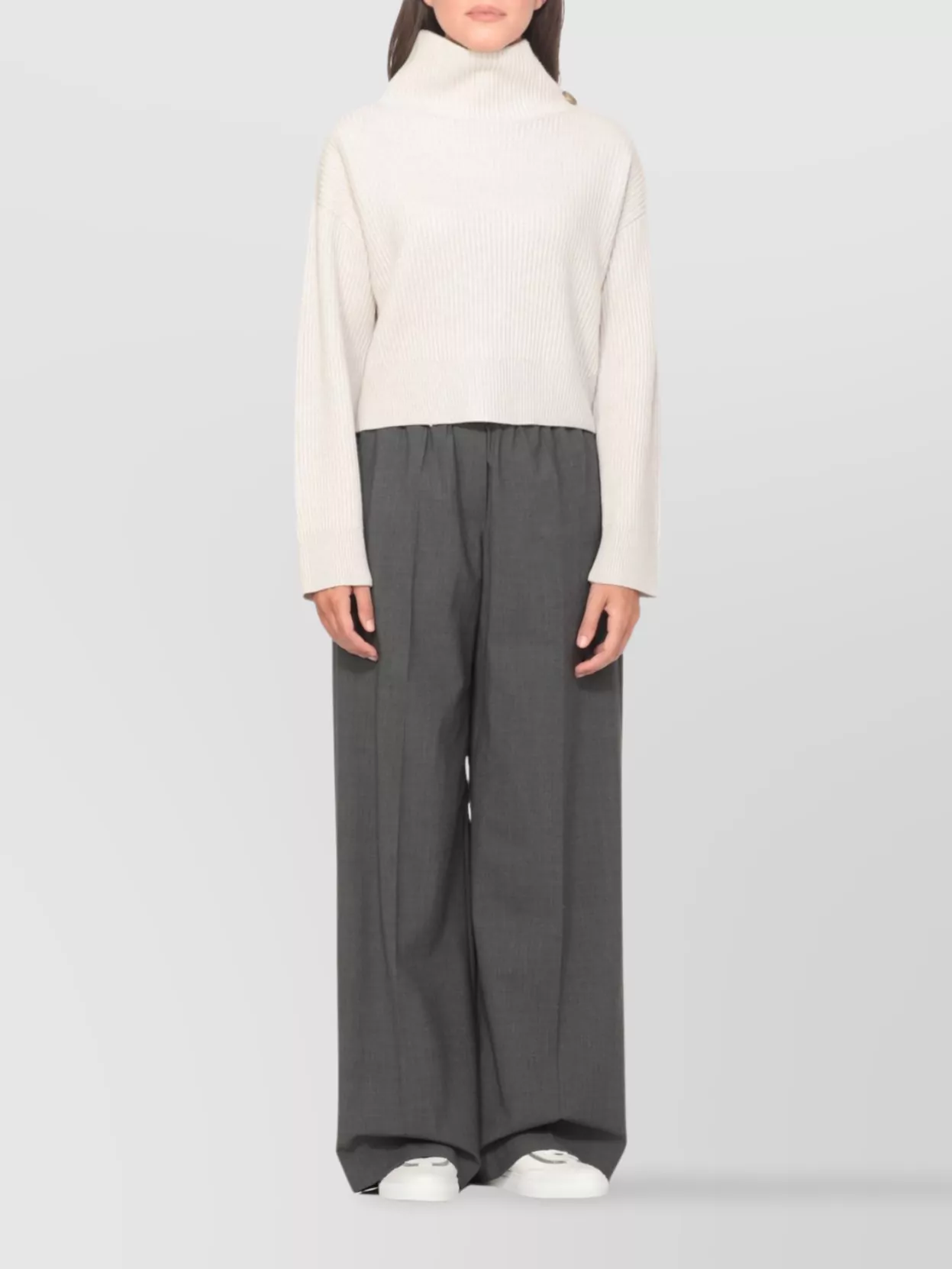 Brunello Cucinelli Wool And Cashmere Sweater With Button Detail In White