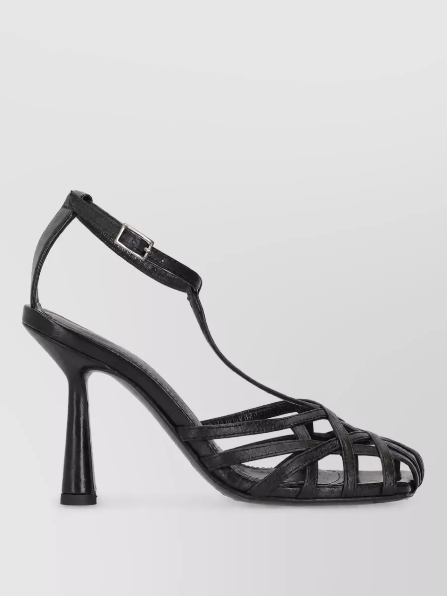 La Rose Pumps