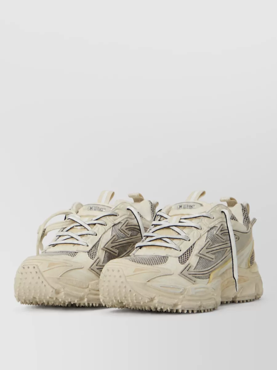 Off-White Low-top sneakers