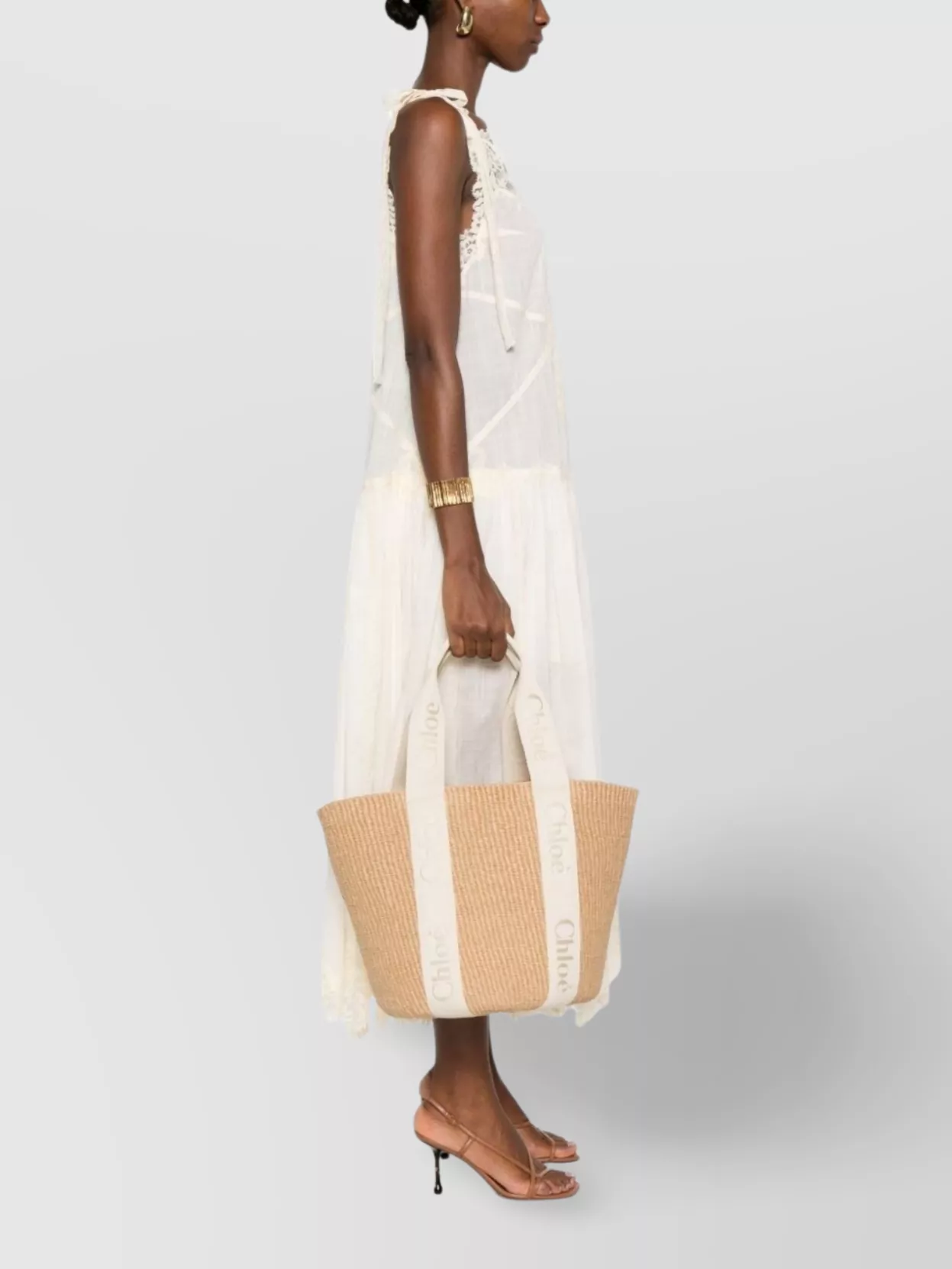 Chloé Spacious Woven Tote Bag With Dual Handles