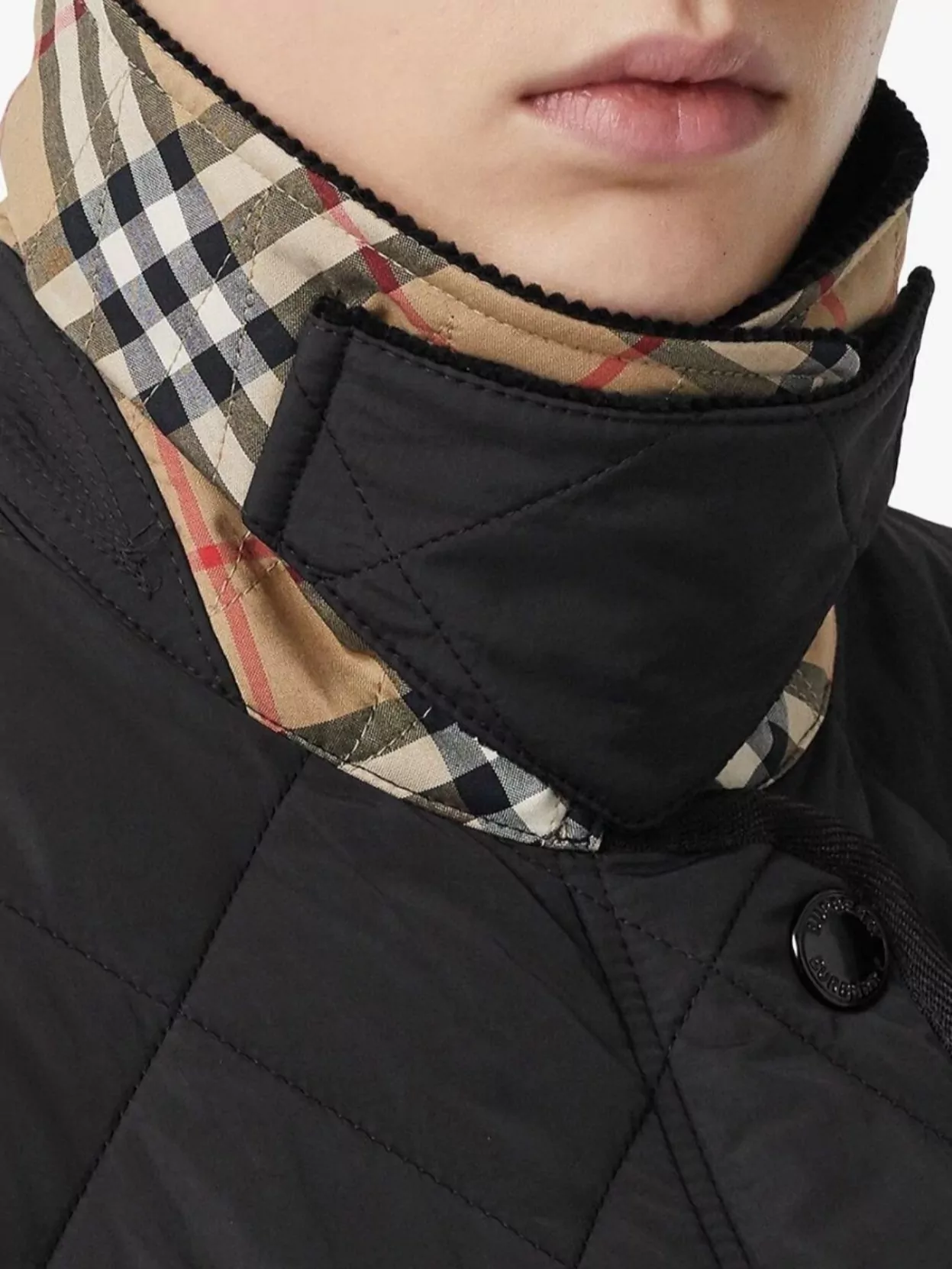 Burberry Quilted Jacket Side Pockets