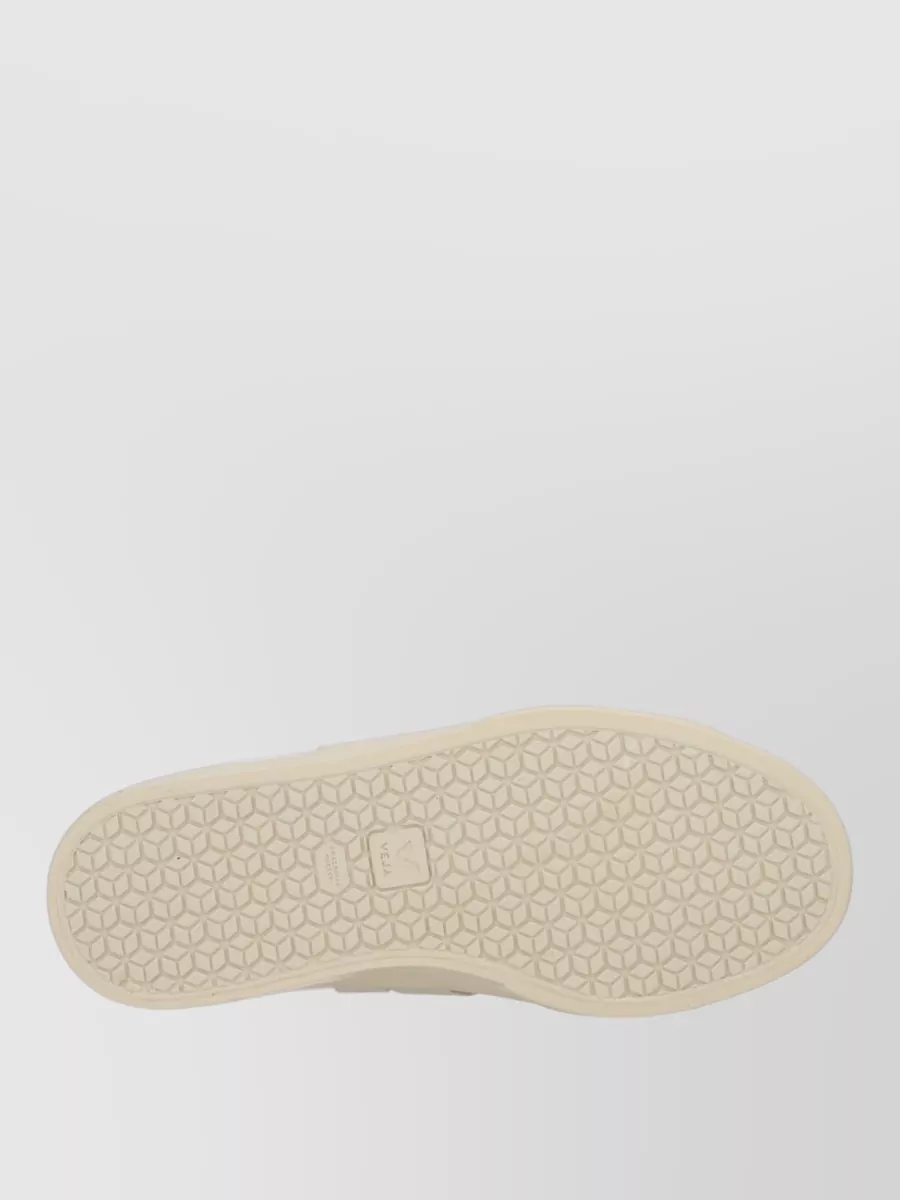 Veja Low-Top Sneakers With Round Toe Design