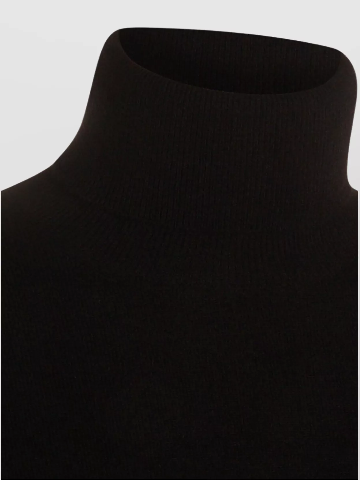 Malo Ribbed Turtleneck Sweater Long Sleeves