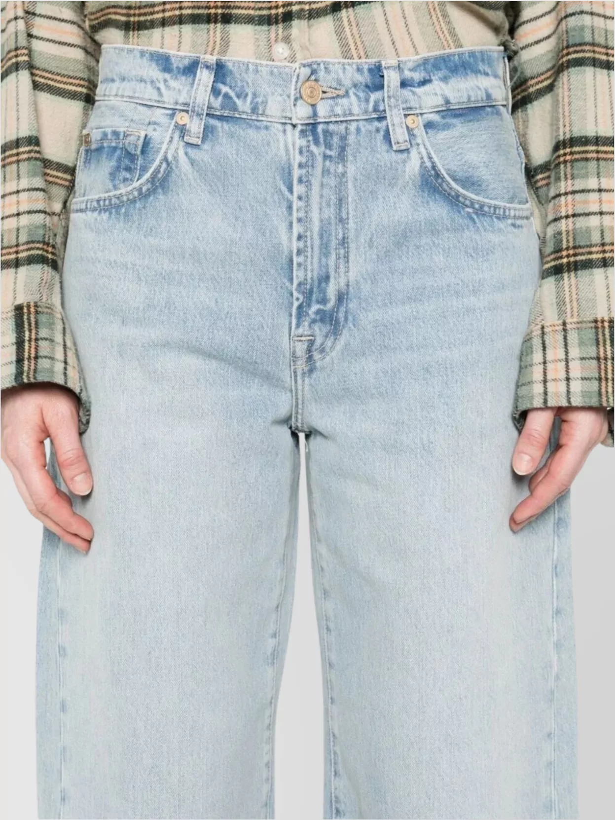 7 For All Mankind High-Waisted Twisted Jeans Belt Loops