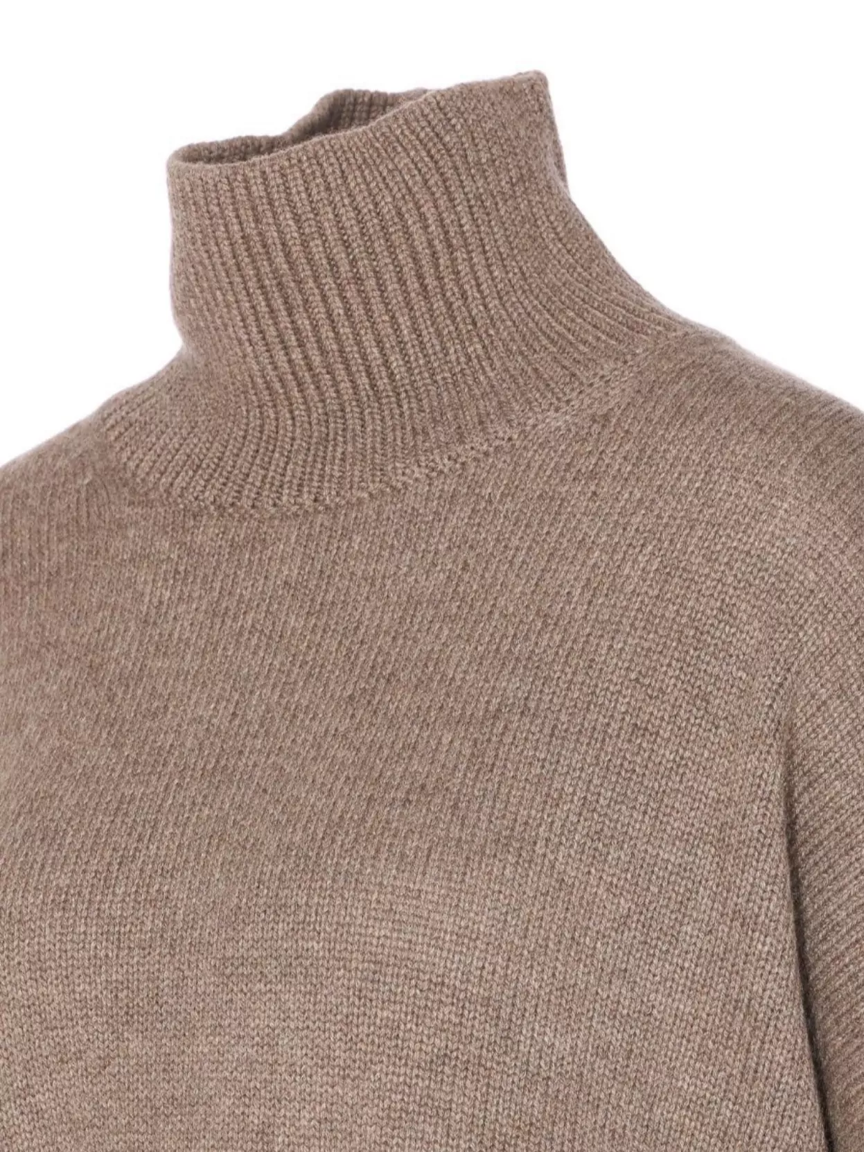 Lisa Yang Cashmere Relaxed-Fit Turtleneck Sweater