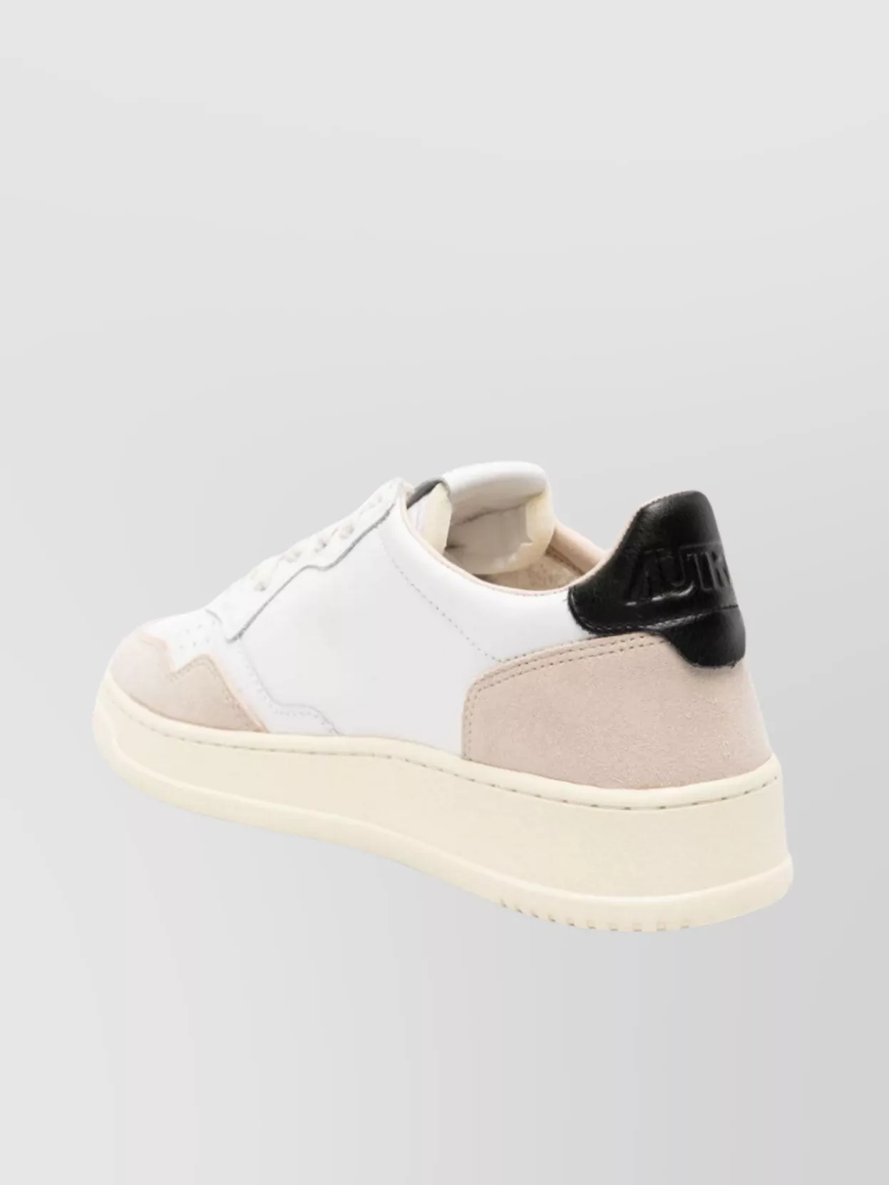 Autry Leather Medalist Low-Top Sneakers