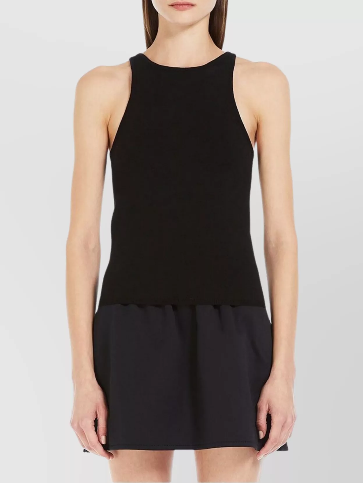 Max Mara Simple Round Neck Sleeveless Knit Top In Black