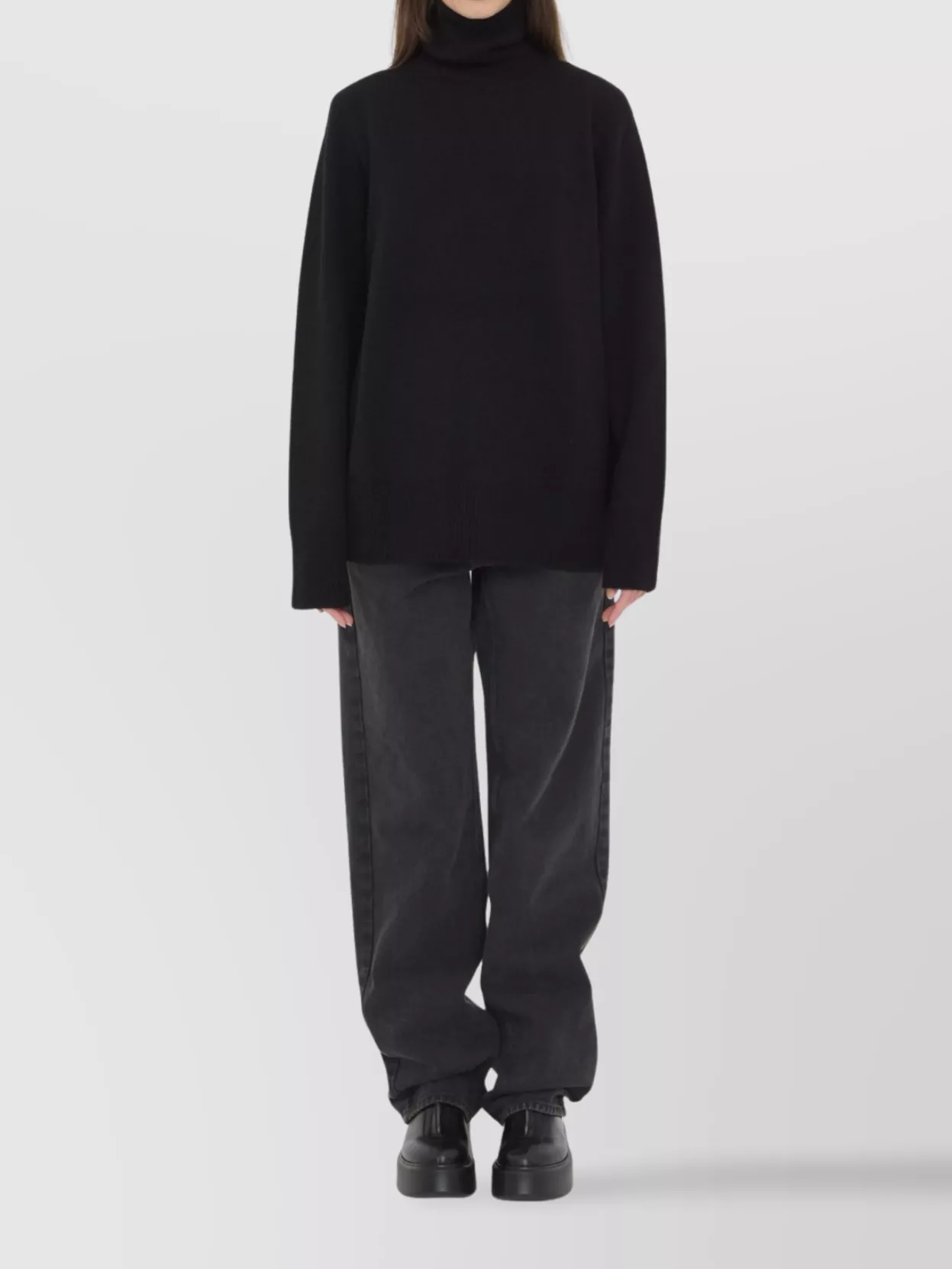 The Row Cashmere Wool Turtleneck Long Sleeve Top In Black