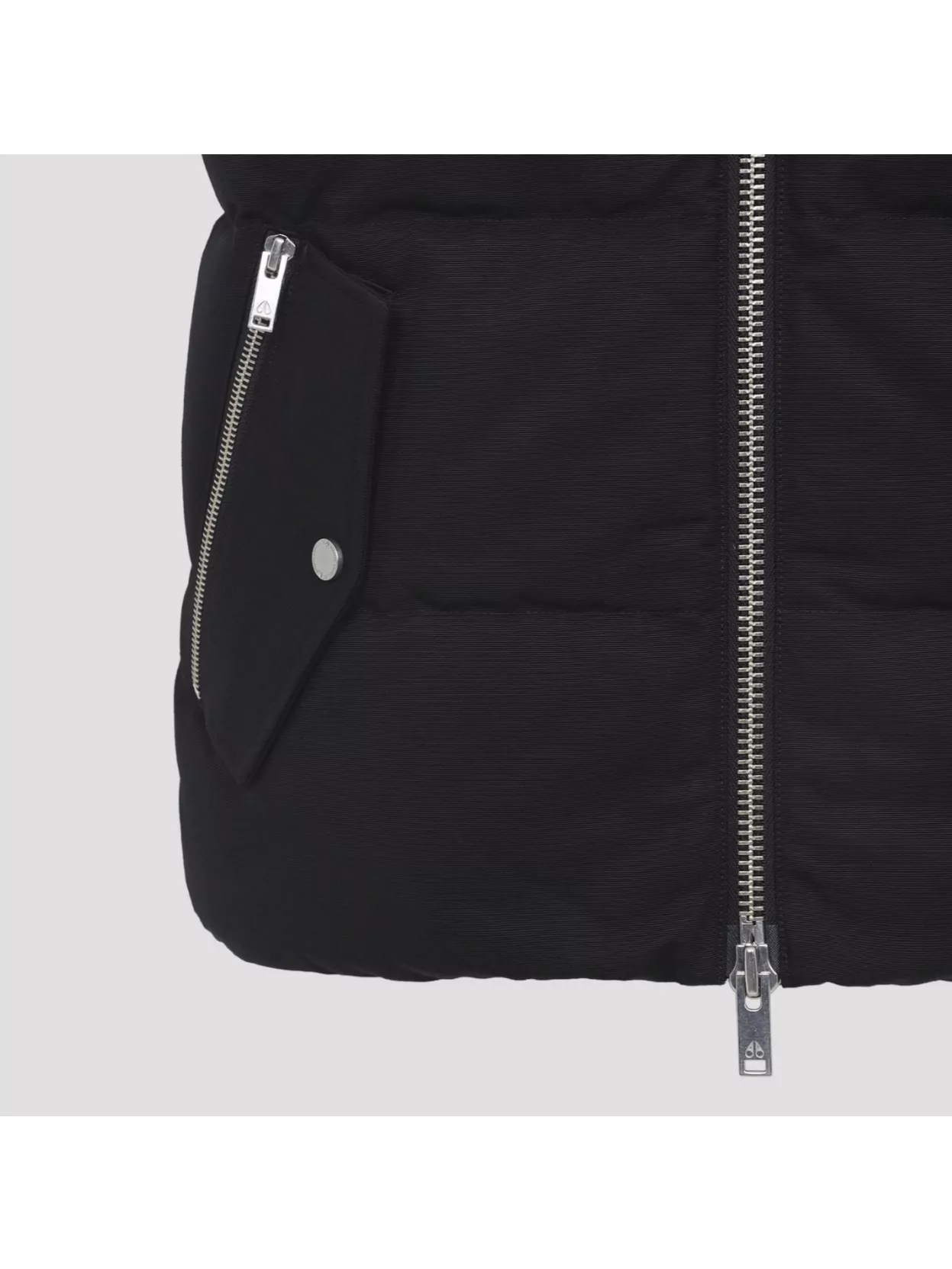 Moose Knuckles Two Tone Quilted Vest Pockets