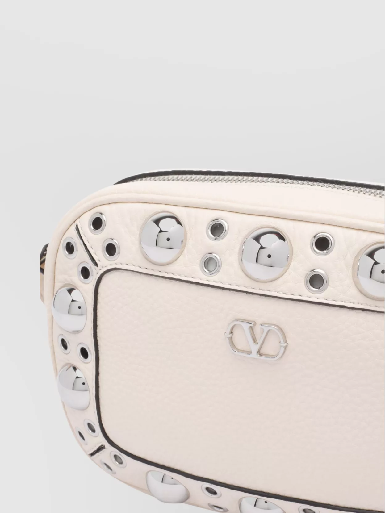Valentino Garavani Nellcote Crossbody Style Shoulder Bag