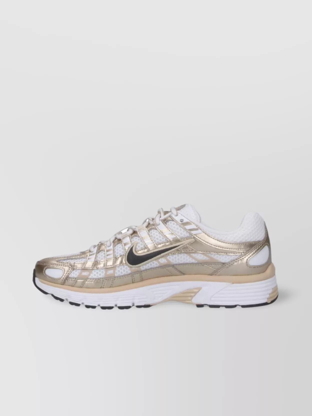 Nike Shiny Low Top Sneakers