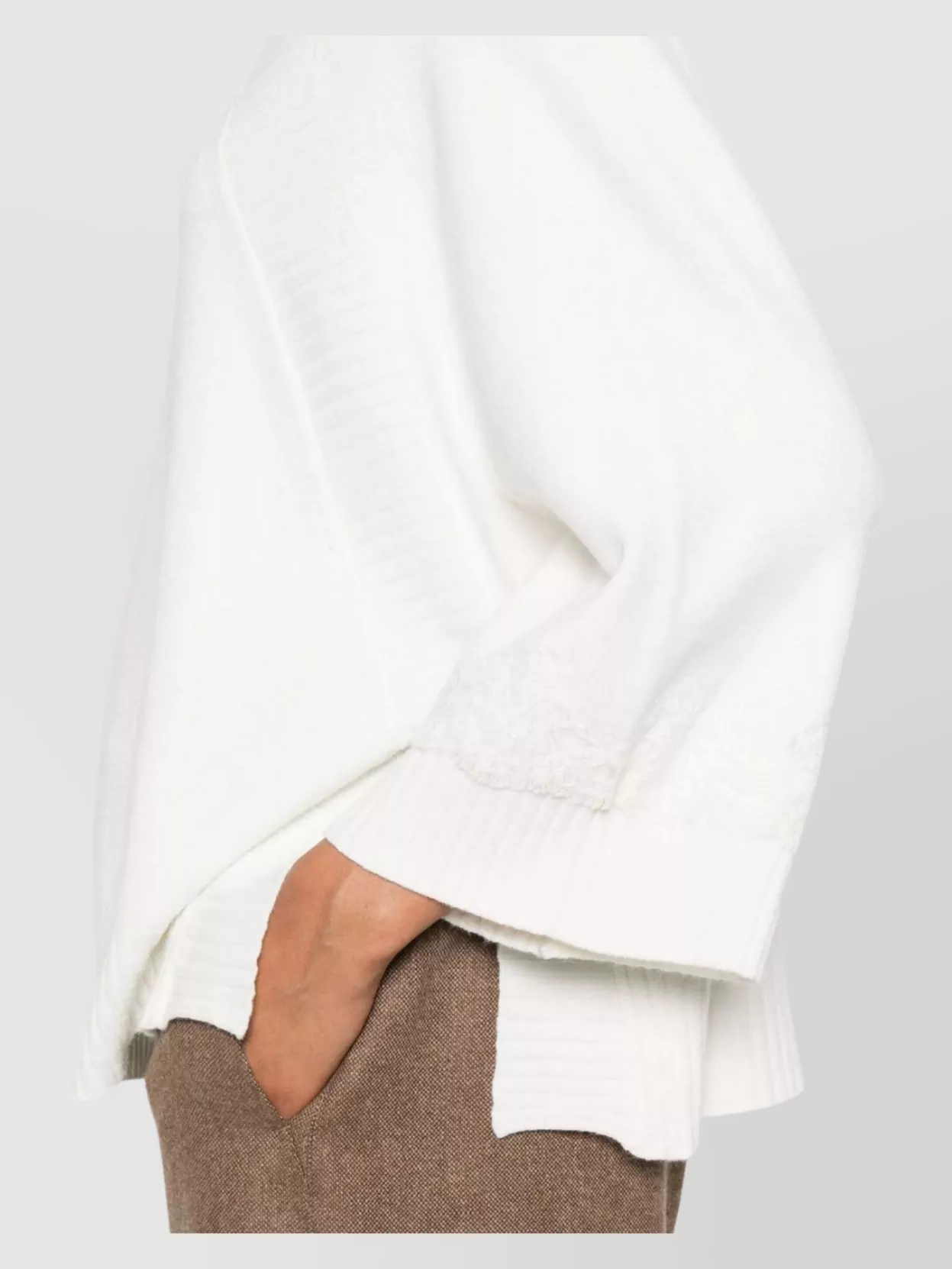 Ermanno Firenze Textured Knit Turtleneck Raglan Sleeve Design