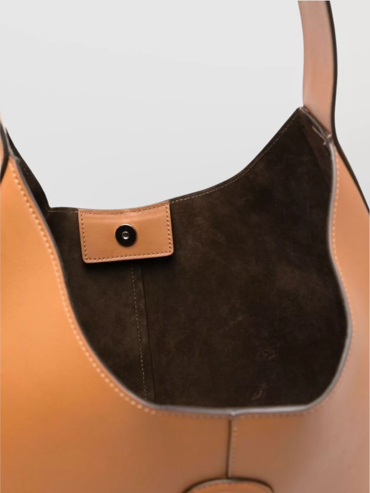 Tod's Medium Leather Hobo Bag With Adjustable Shoulder Strap