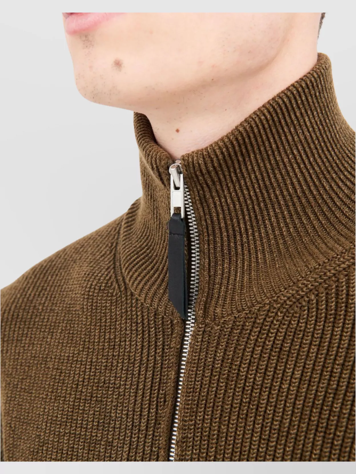 Maison Margiela High Neck Ribbed-Knit Zip-Up Sweater