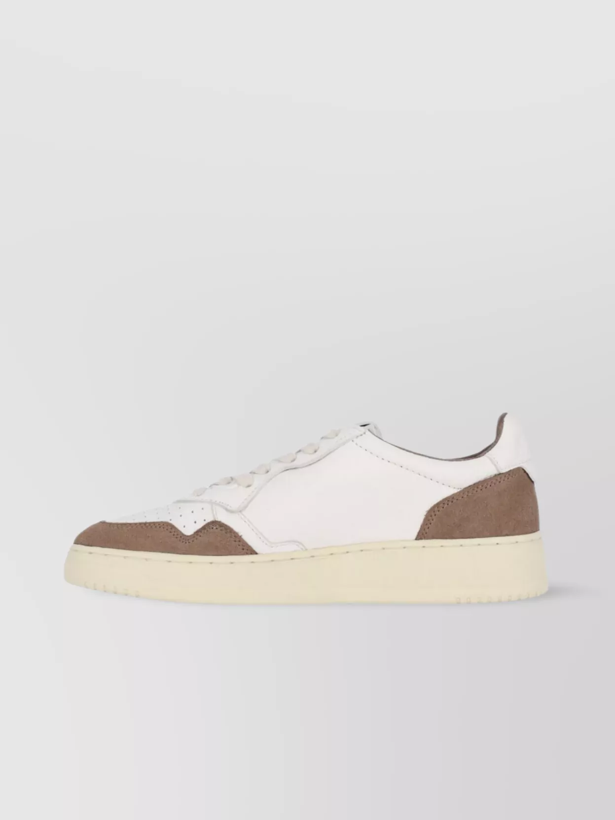 Autry Low Top Sneakers Contrast Panels