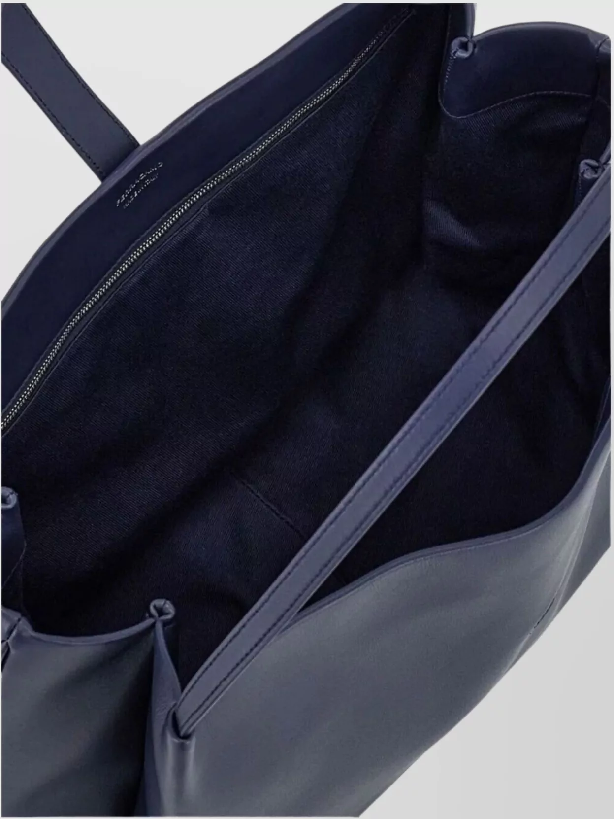 Ferragamo Spacious Leather Tote Bag With Top Handle