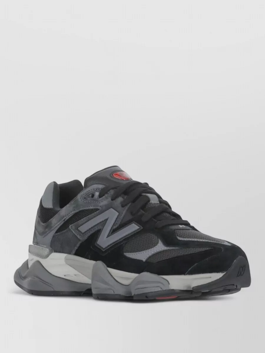 New Balance low-top sneakers