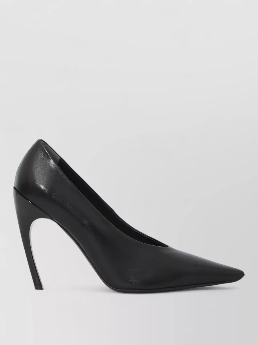 Roger Vivier leather pumps