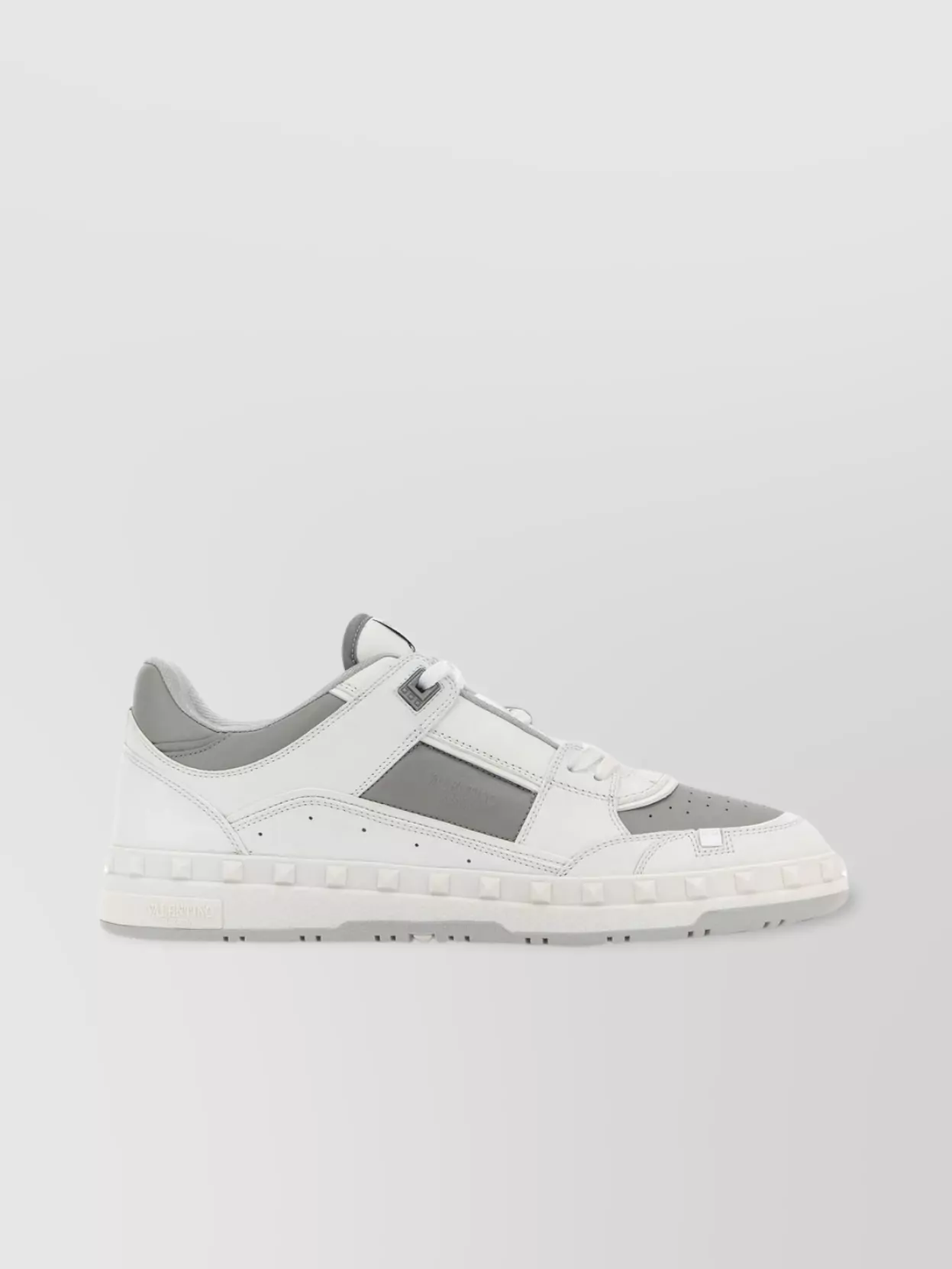 Valentino Garavani Ankle Padded Low-top Leather Sneakers In Grey