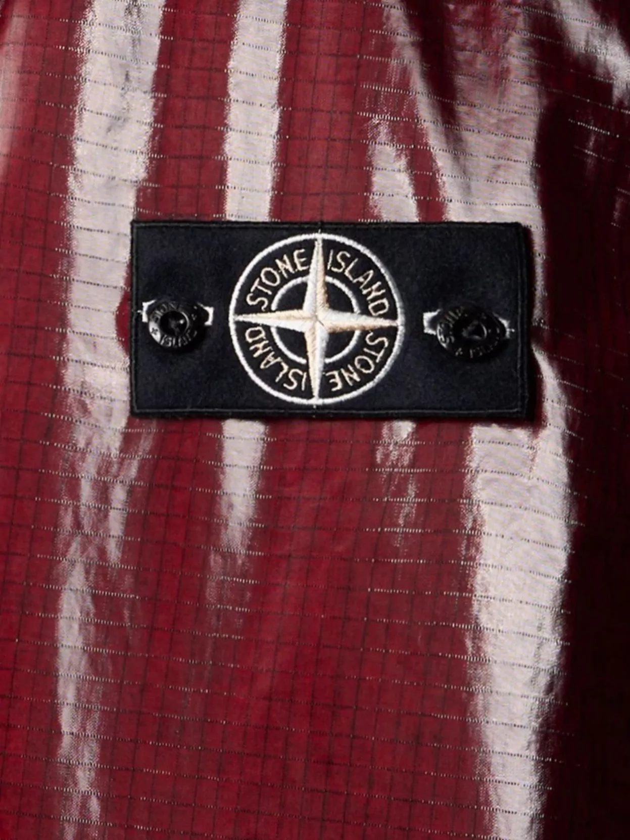 Stone Island Hooded Parka With Prismatic Effect And Padded Lining In Red