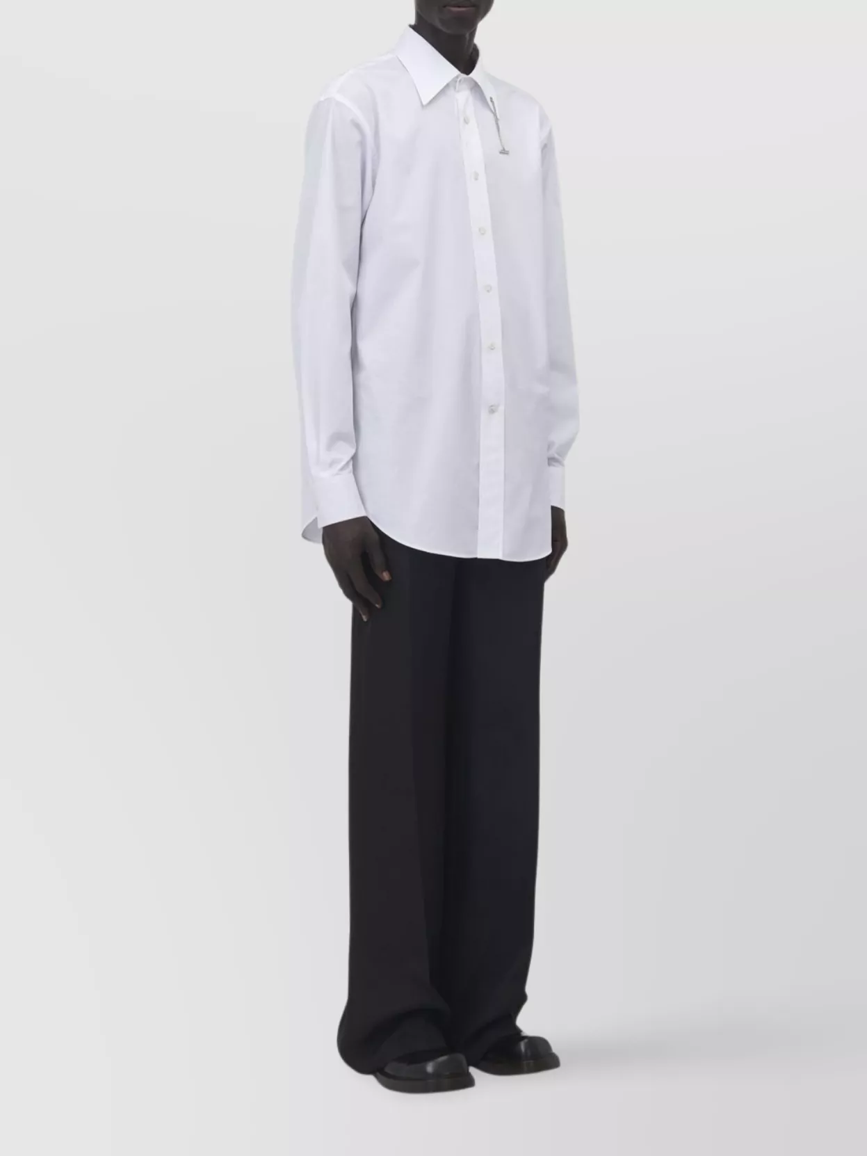 Alexander Mcqueen Organic Cotton T-chain Shirt With Metal Pin