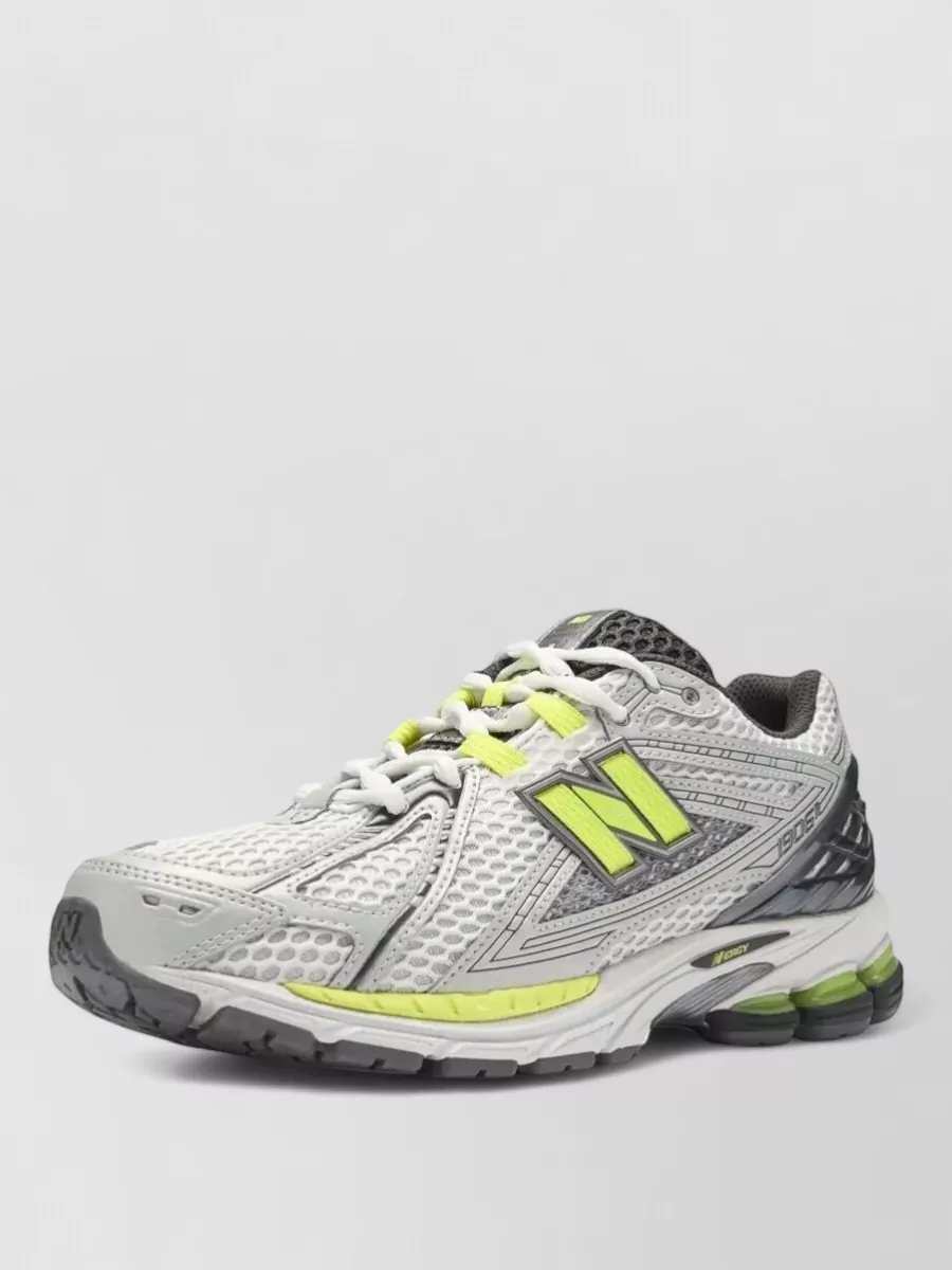 New Balance Low-Top Sneakers