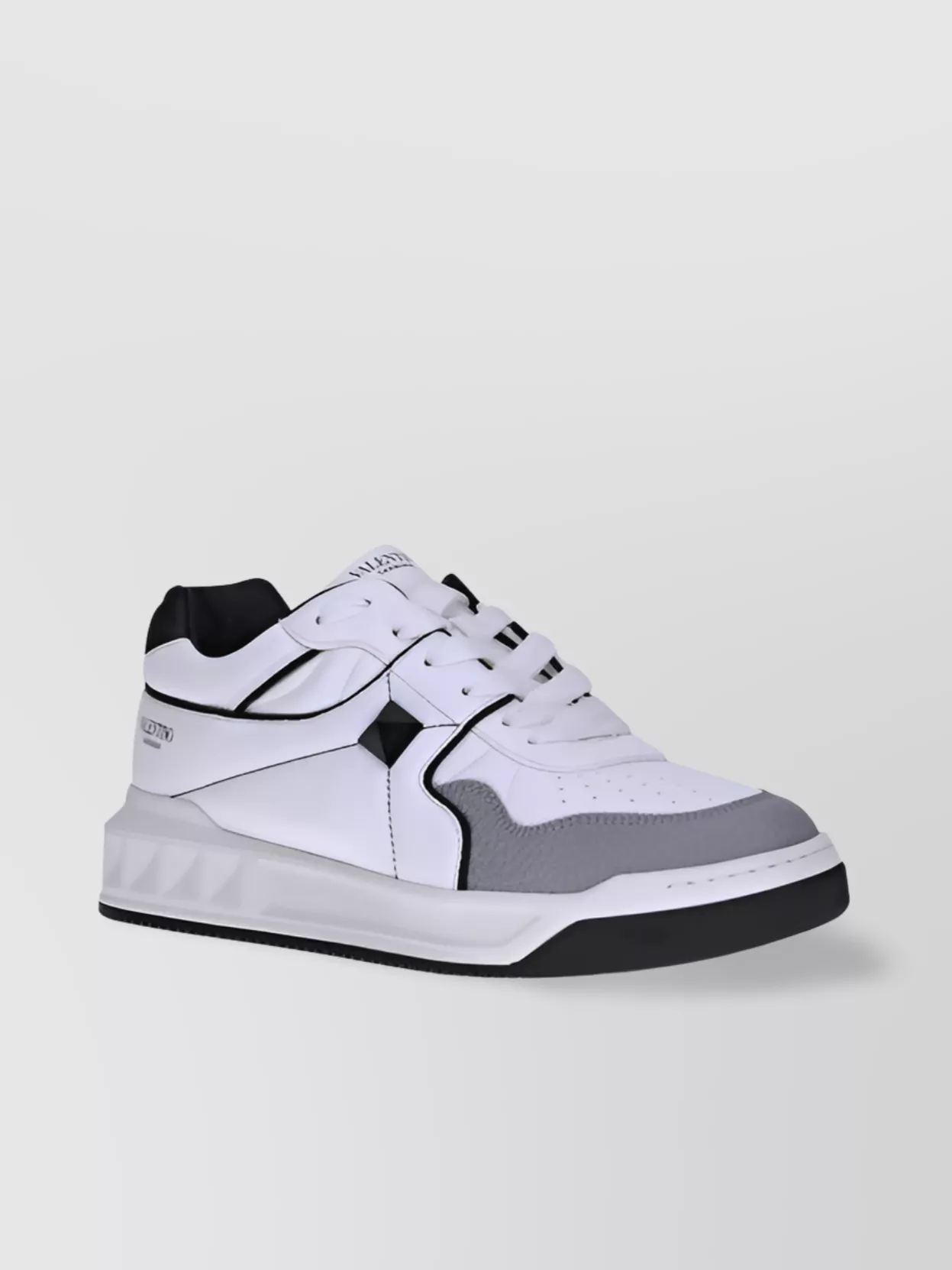 Valentino Garavani One Stud Low-Top Sneakers