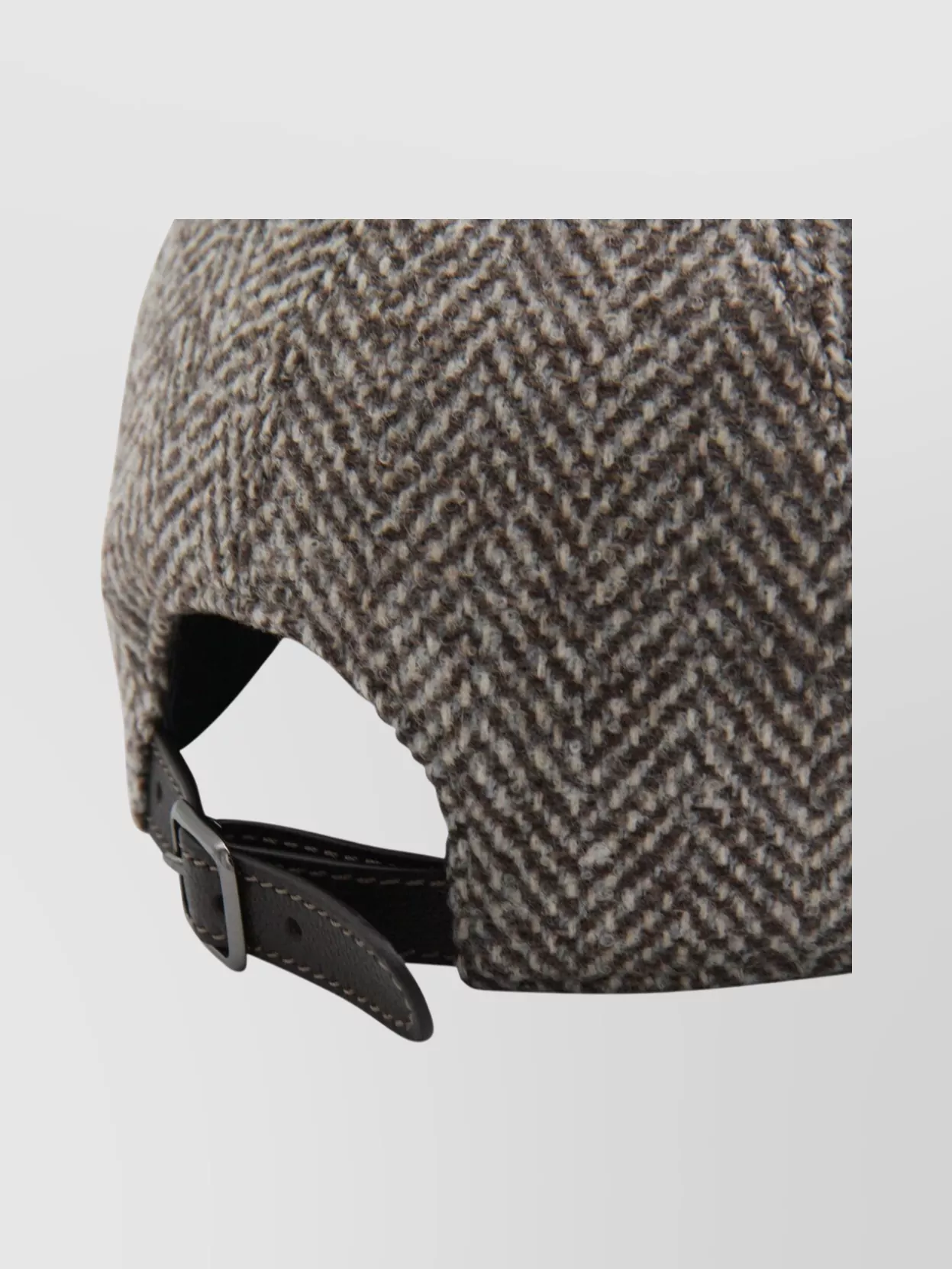 Brunello Cucinelli Herringbone Patterned Curved Brim Hat In Neutral