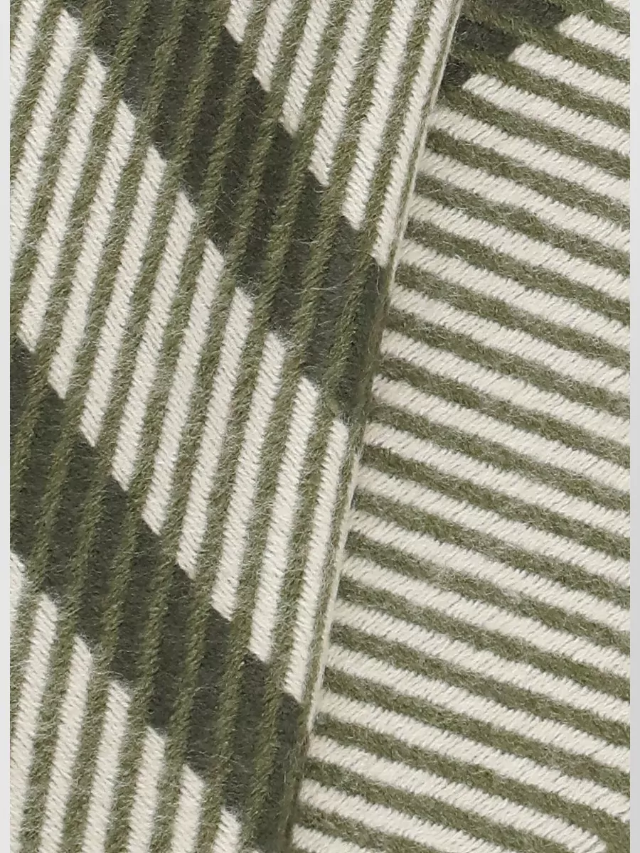 Barbour Tartan Pattern Scarf Contrasting Design Fringed Hem