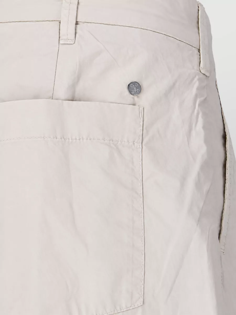Closed Straight-Leg Trousers